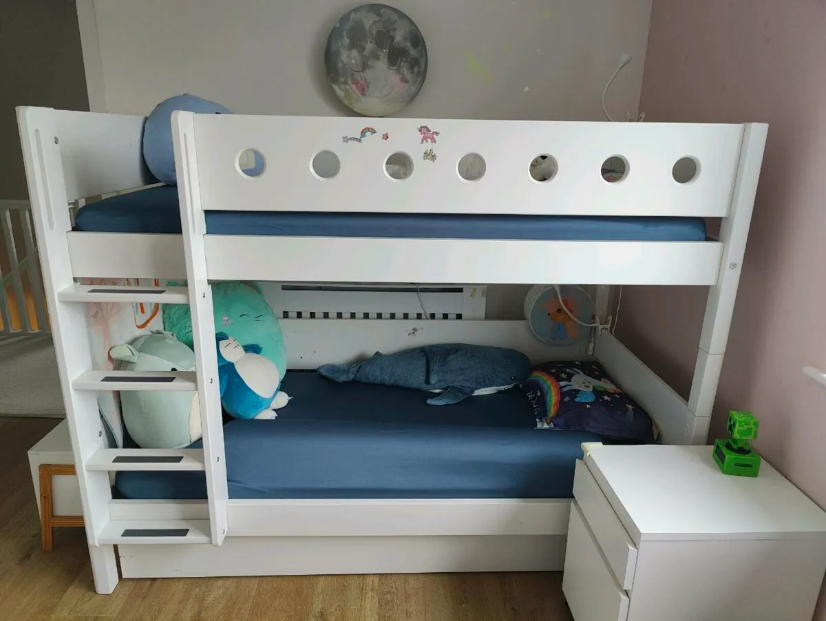 Triple Bunk bed - Image 2