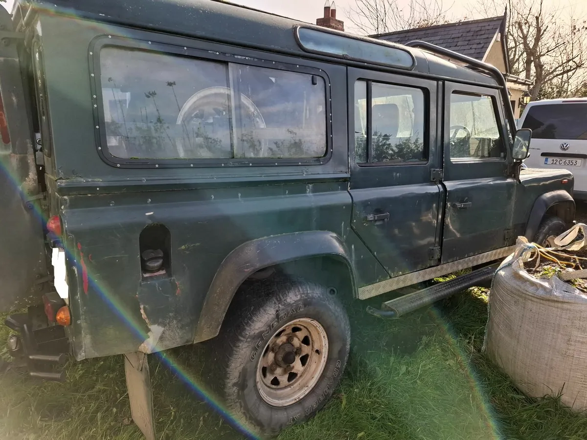 Land Rover Defender 1991 - Image 2