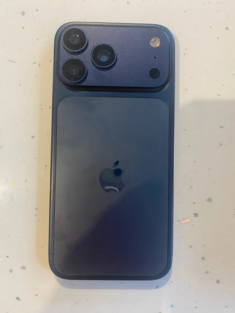 Iphone 17 Pro Max (Cloned) 1TB storage - Image 4