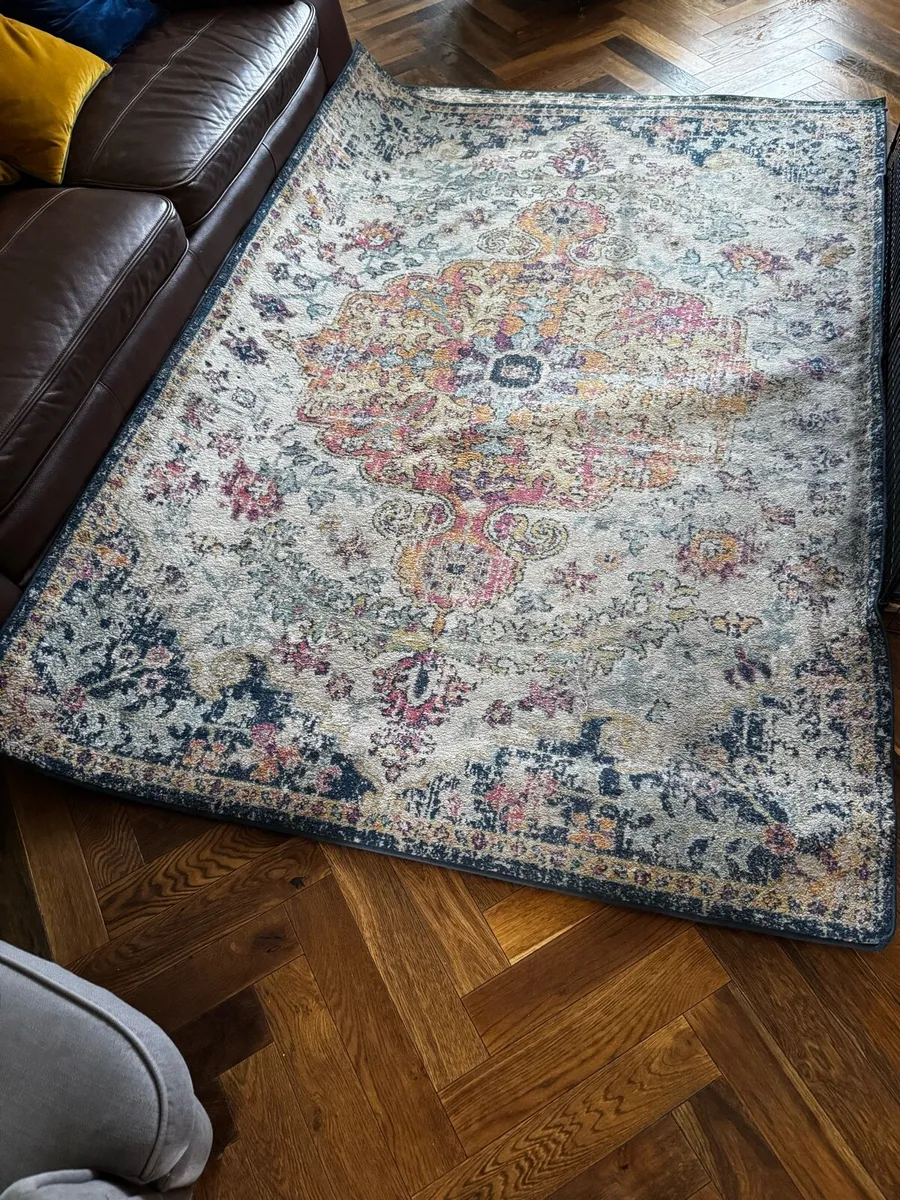 Rug