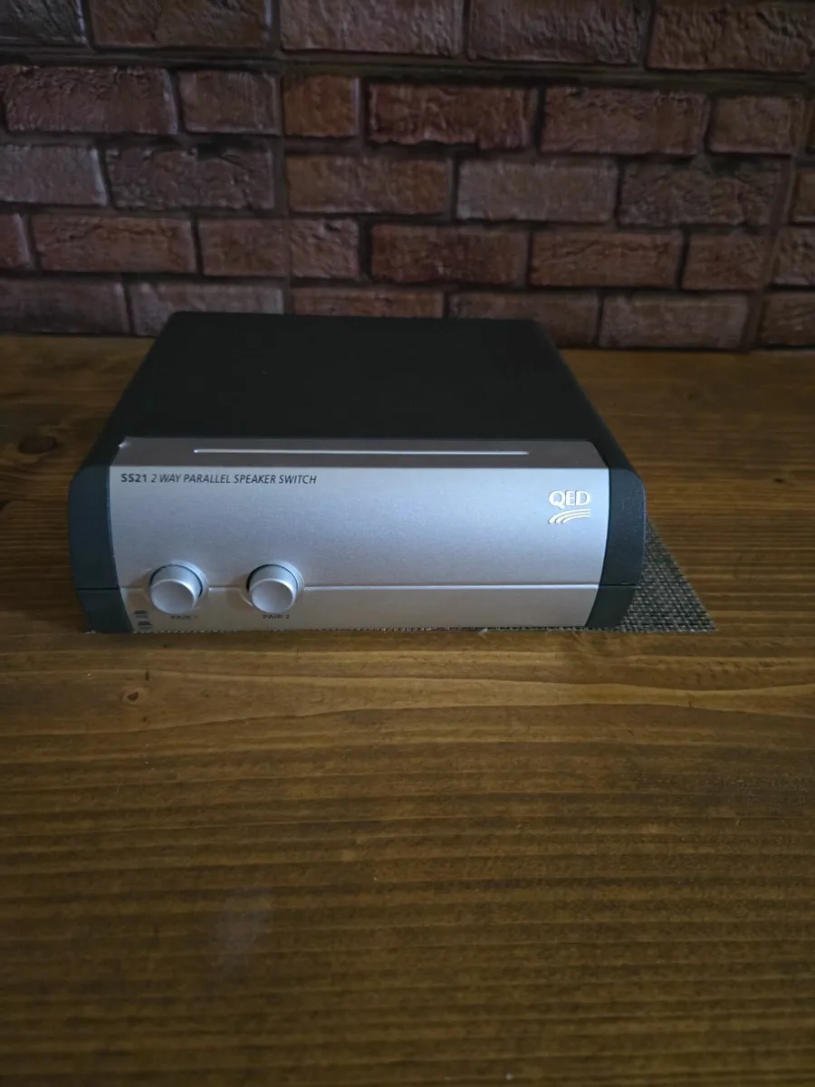 QED switcher ss21 - Image 1