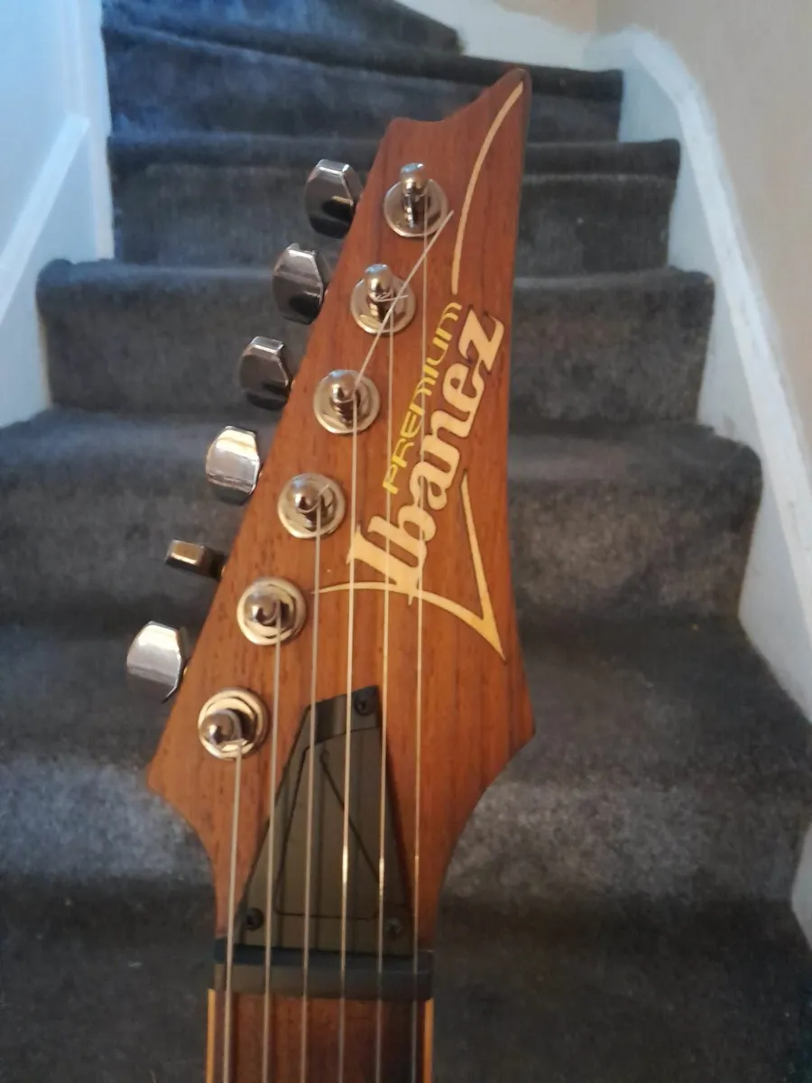 Ibanez guitar rg721 - Image 2