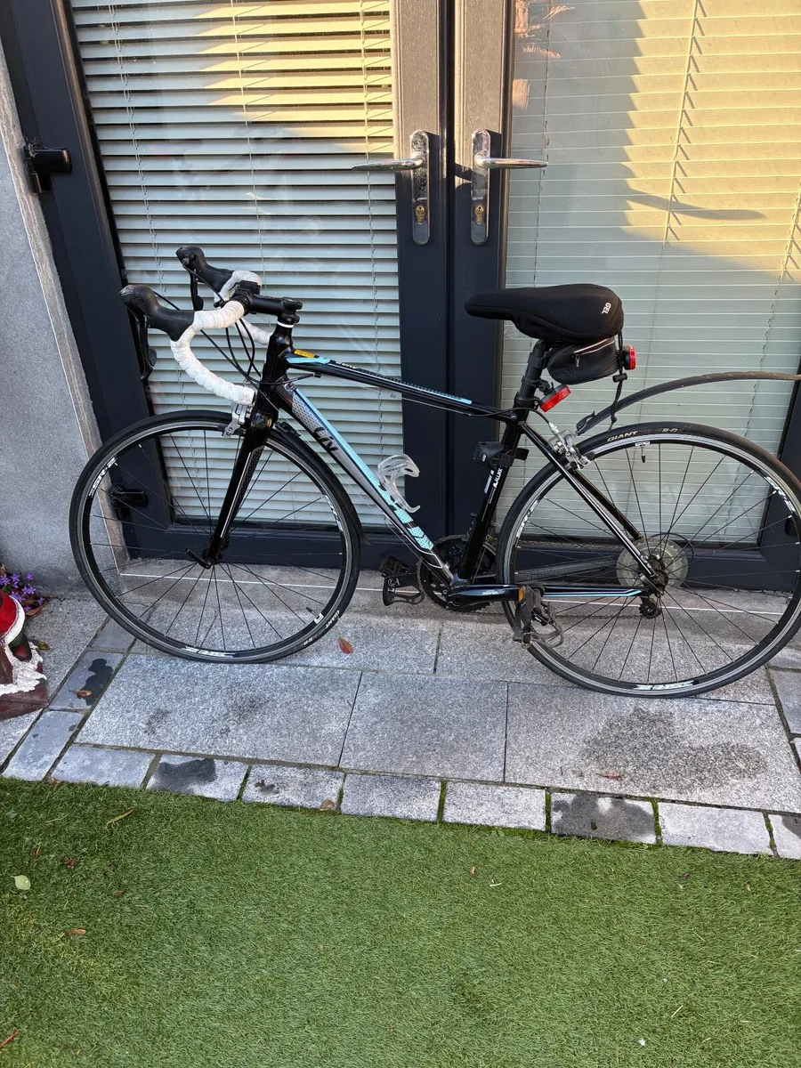 Ladies Giant Avail Bike - Image 2