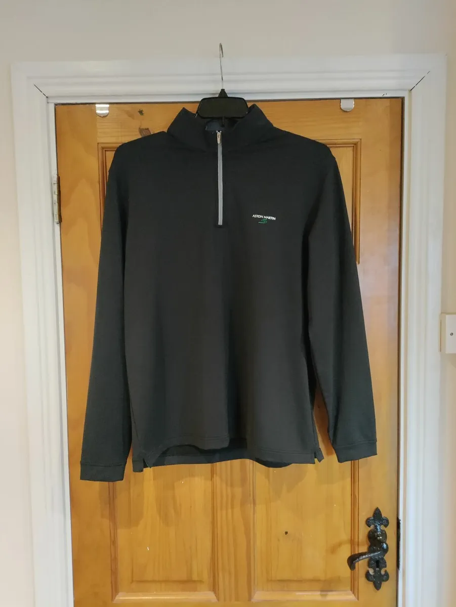 Aston Martin 1/4 zip sweater L - Image 2