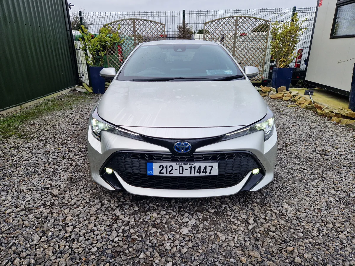2021 Toyota Corolla  1.8 Hybrid NCT 07/27 - Image 2