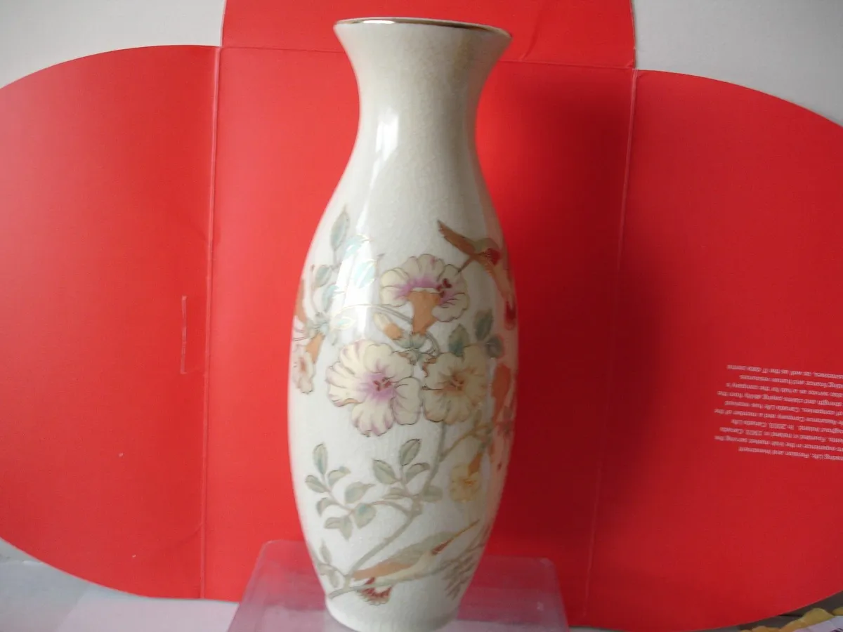 Crackle Glaze Vase  'Humming Bird Sucking Nectar' - Image 2