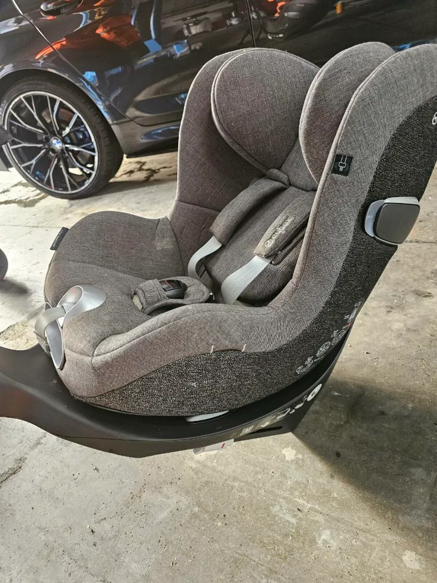 Cybex Car Seat Sirona Z2 i-size - Image 1