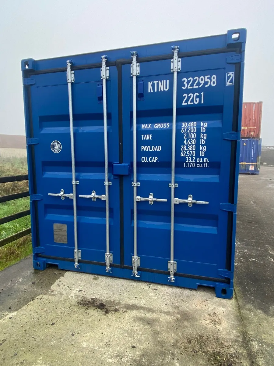 Shipping containers - Image 1