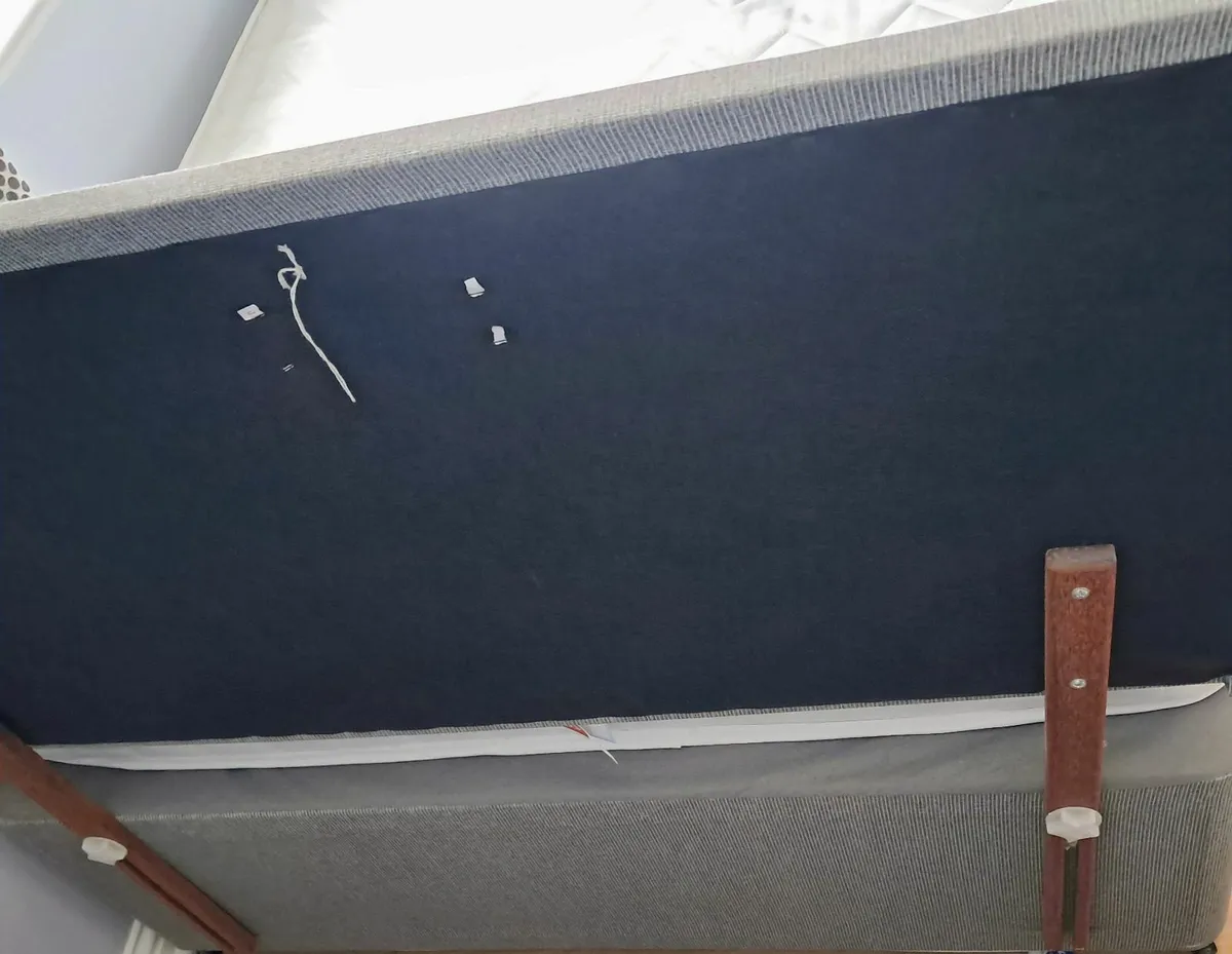 4ft Bed, mattress, headboard - Image 4