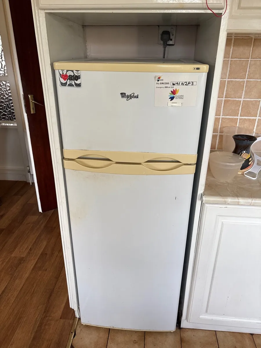 Whirlpool Fridge freezer free to take away - Image 3