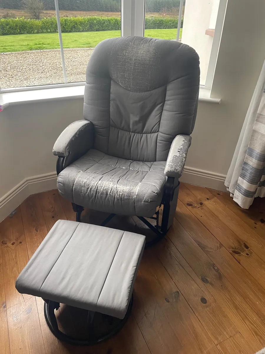 Cloud 9 Glider Rocking Chair