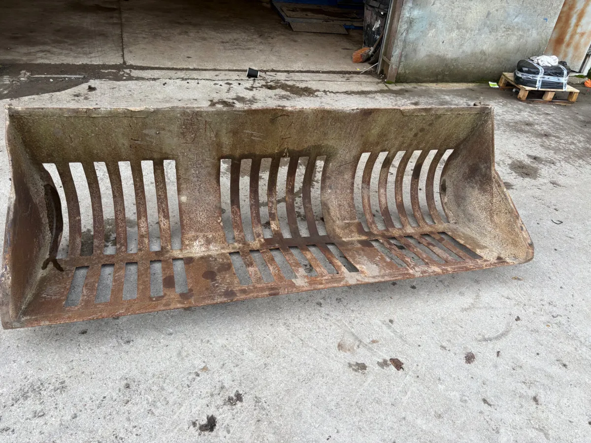 Manitou bucket - Image 2