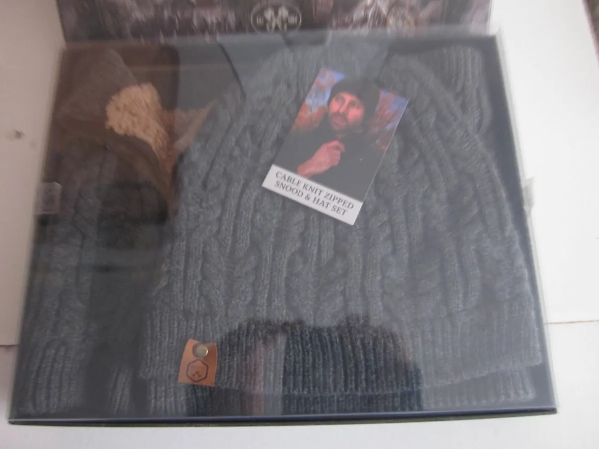Brandwell Mens Cable Knit Hat & Snood Set - Image 3