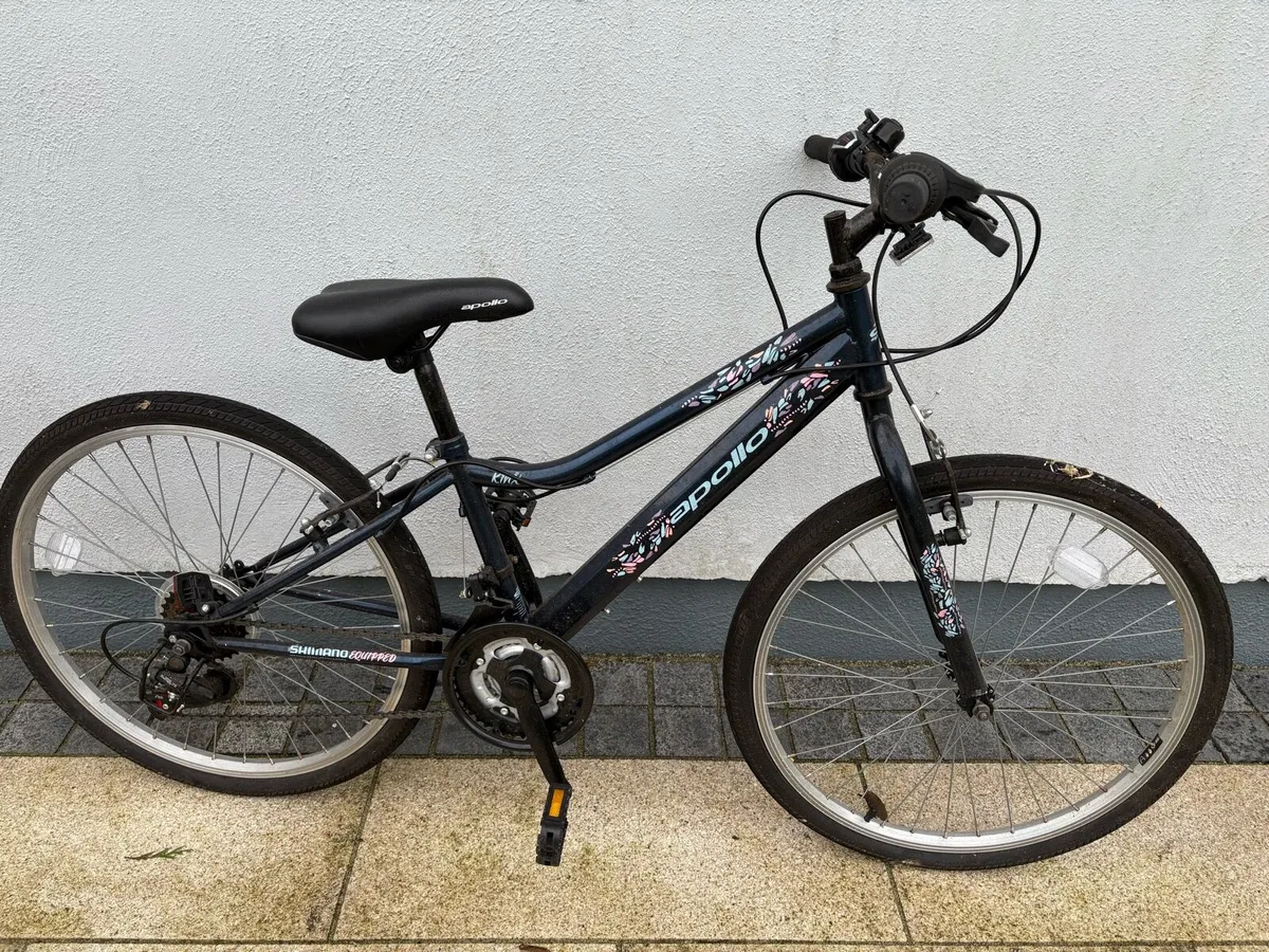 Girls bike - Image 1