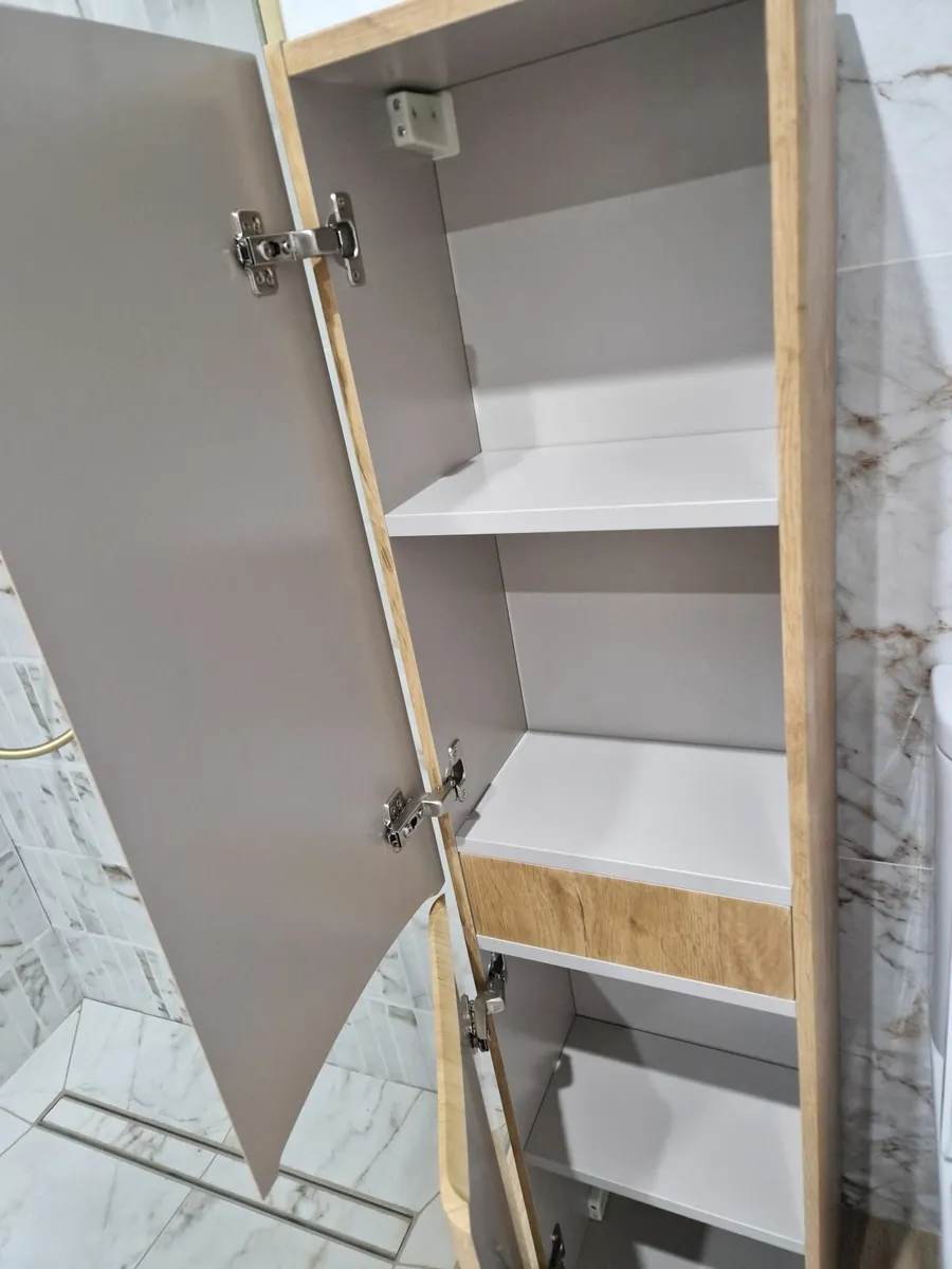 Bathroom wall hung unit - Image 3