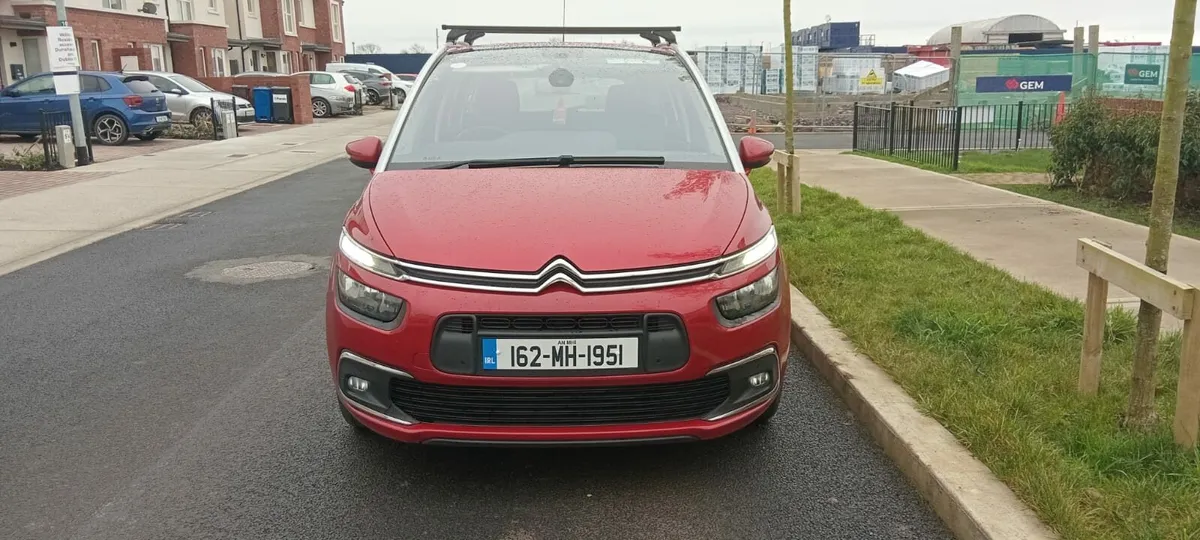 Citroën C4 16 7 seater - Image 2