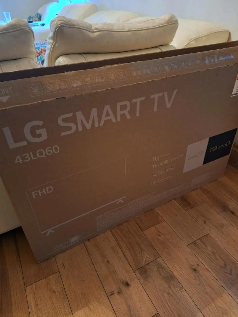 LG 43in Smart TV - Image 2