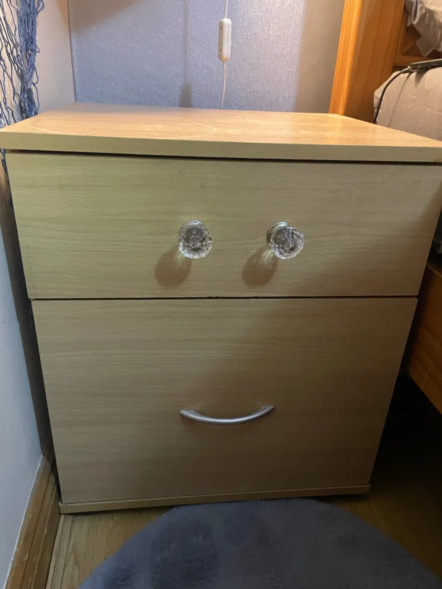 2 bedside tables chests - Image 2