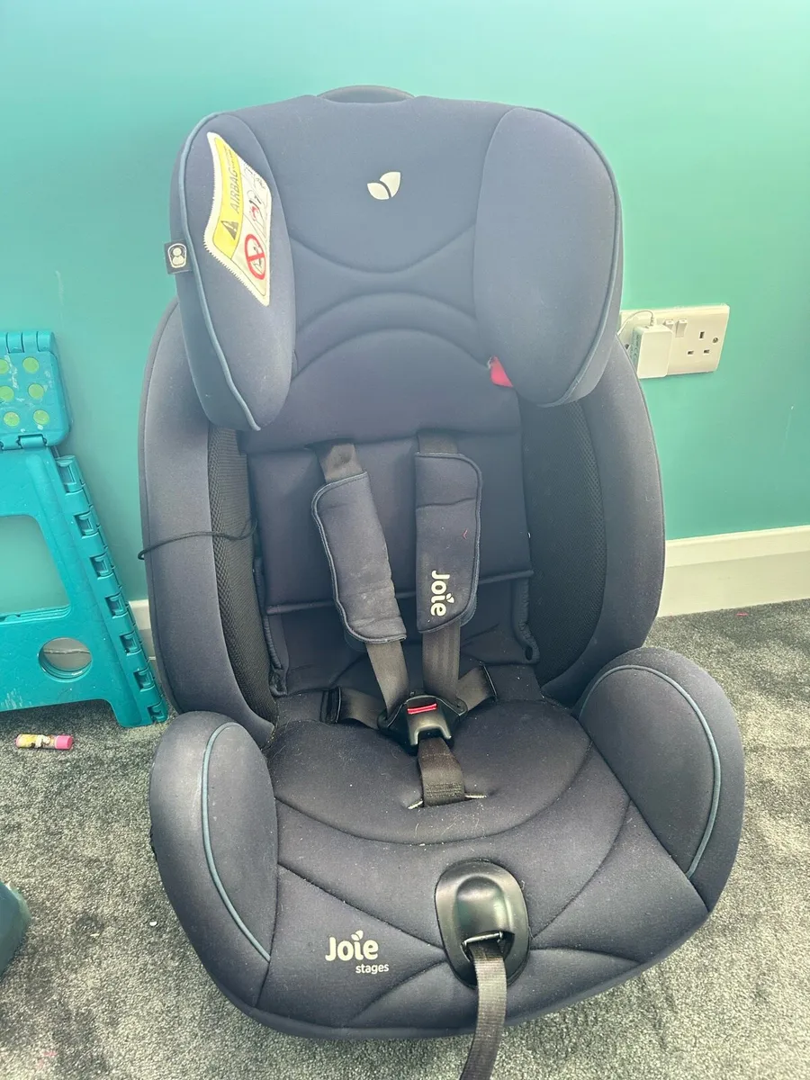 Joie Stages car seat - Image 1