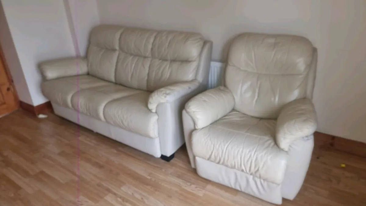 Couch - Image 1