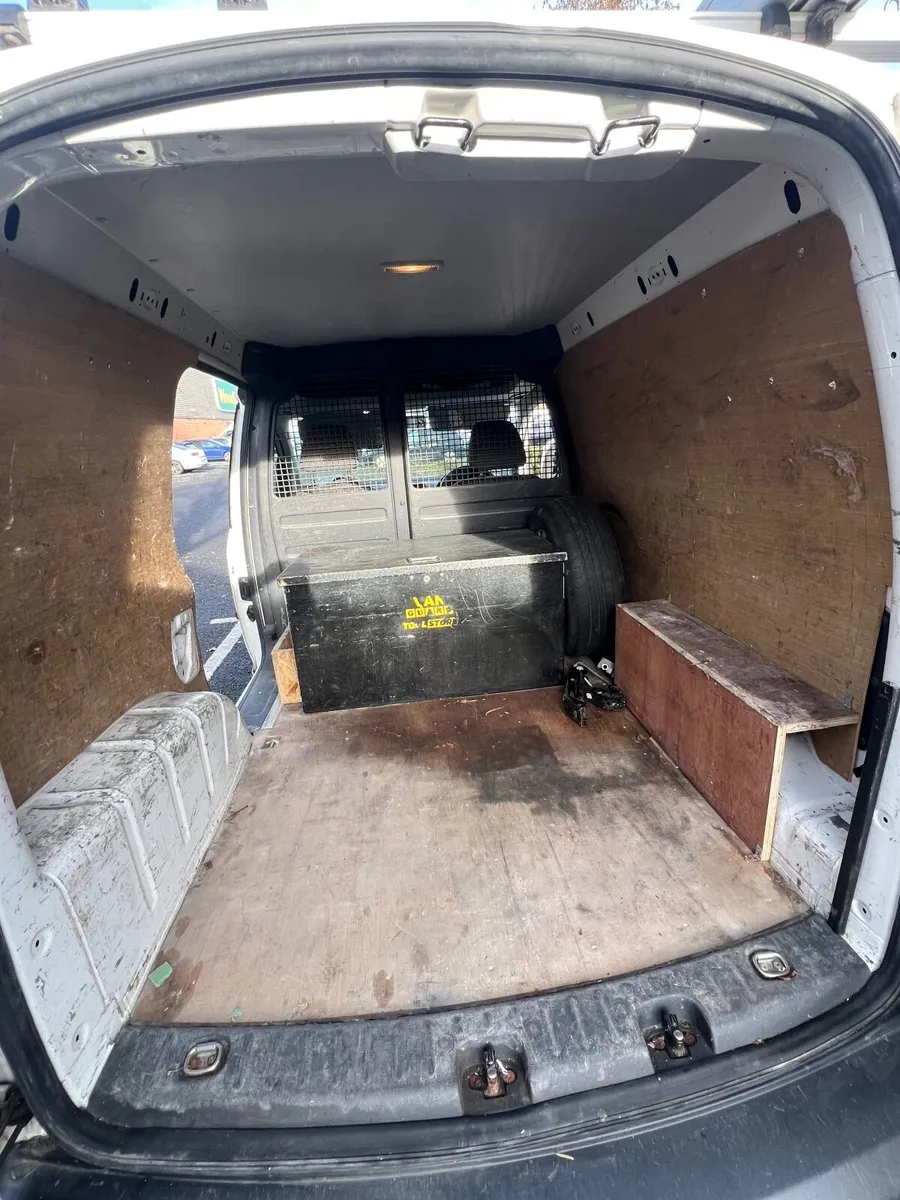 Volkswagen Caddy 2015 - Image 3