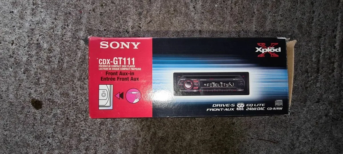 Sony CDX-GT111 CD Car Stereo - Image 3