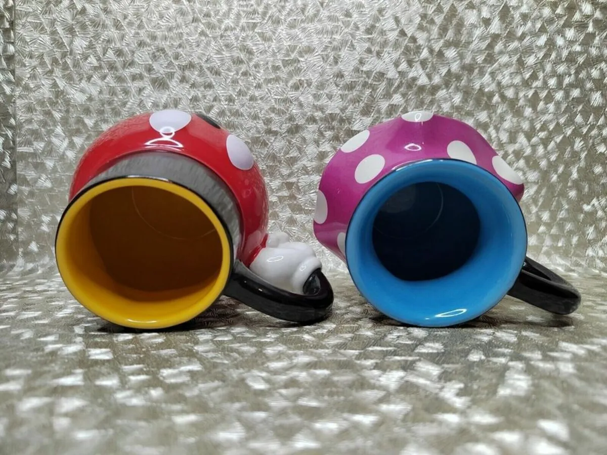 Exclusive Disneyland Paris Collectors Items - Image 4