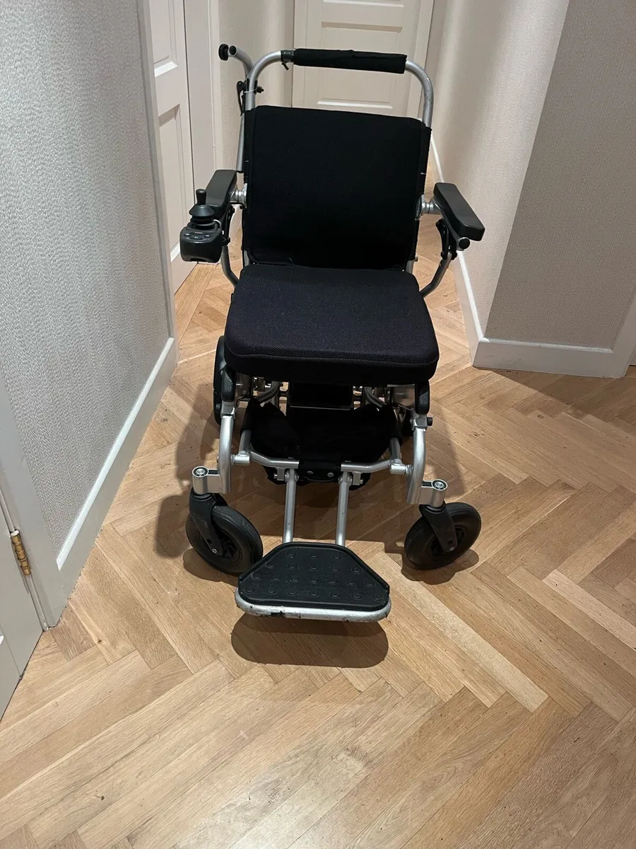 Freedom Folding Electric Wheelchair - Image 2