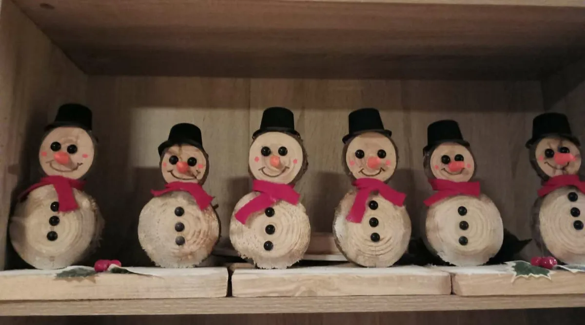 Snowman and grave ornaments - Image 4