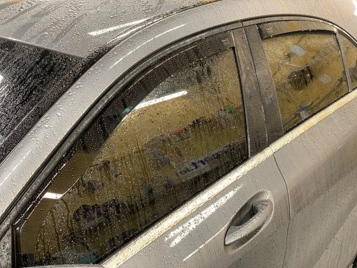 Wind Deflectors, Bonnet Deflectors, Sun Visors - Image 2