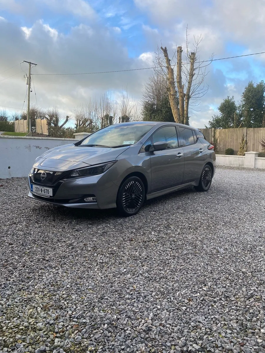 Nissan Leaf *top spec, low km* - Image 3