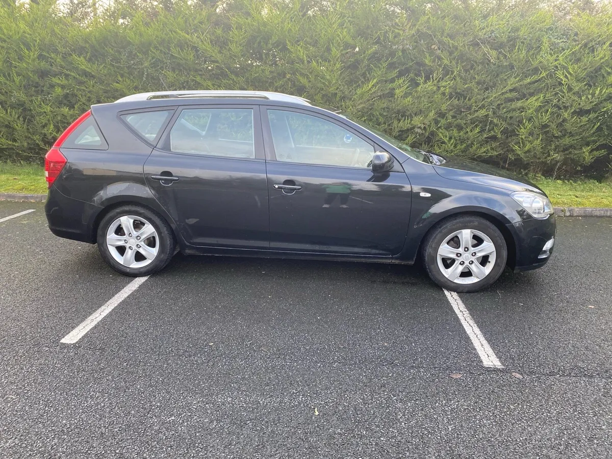 2011 Kia Ceed Estate - Image 2