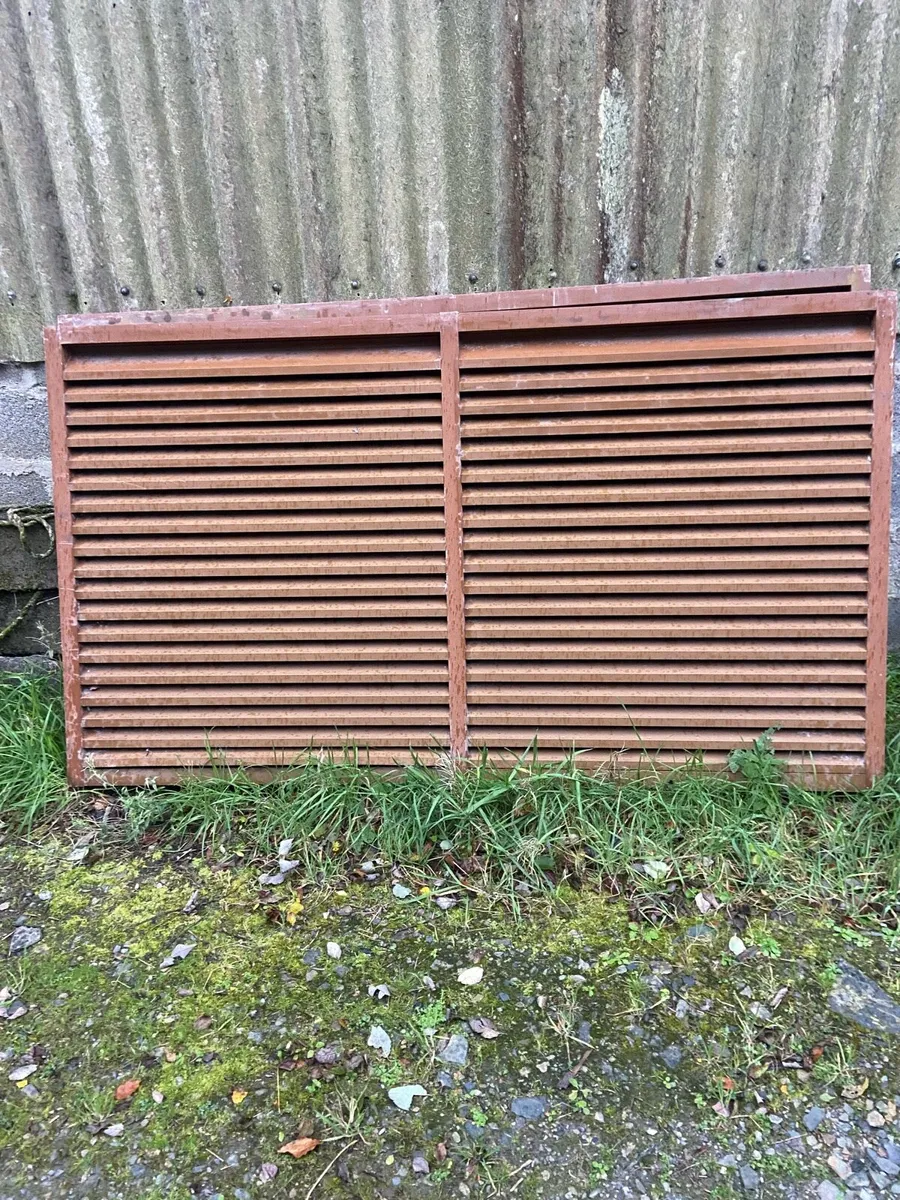 Louvre Panels - Image 1