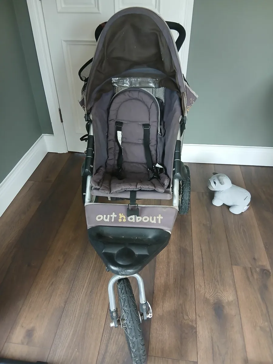Out and About buggy - Image 1
