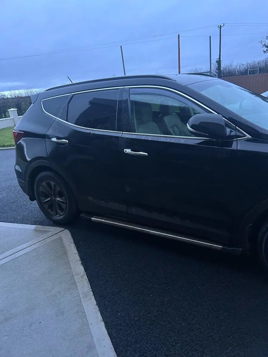 Santa Fe executive, - Image 3