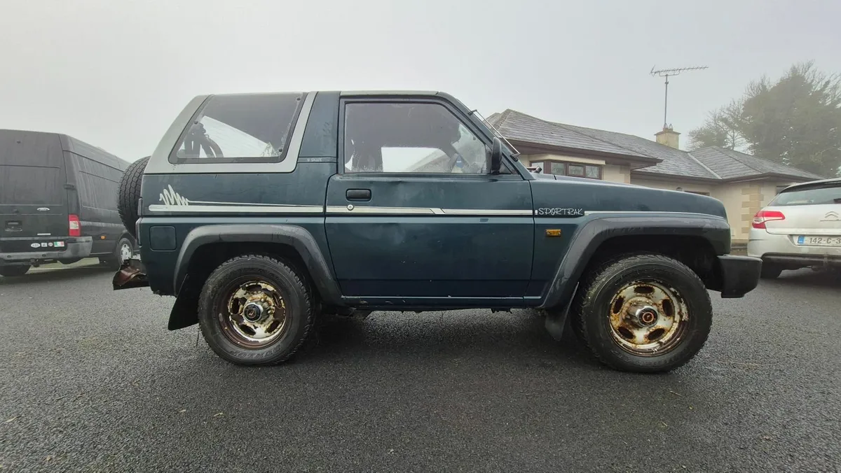Daihatsu Sportrak Feroza Rocky 1993 - Image 4