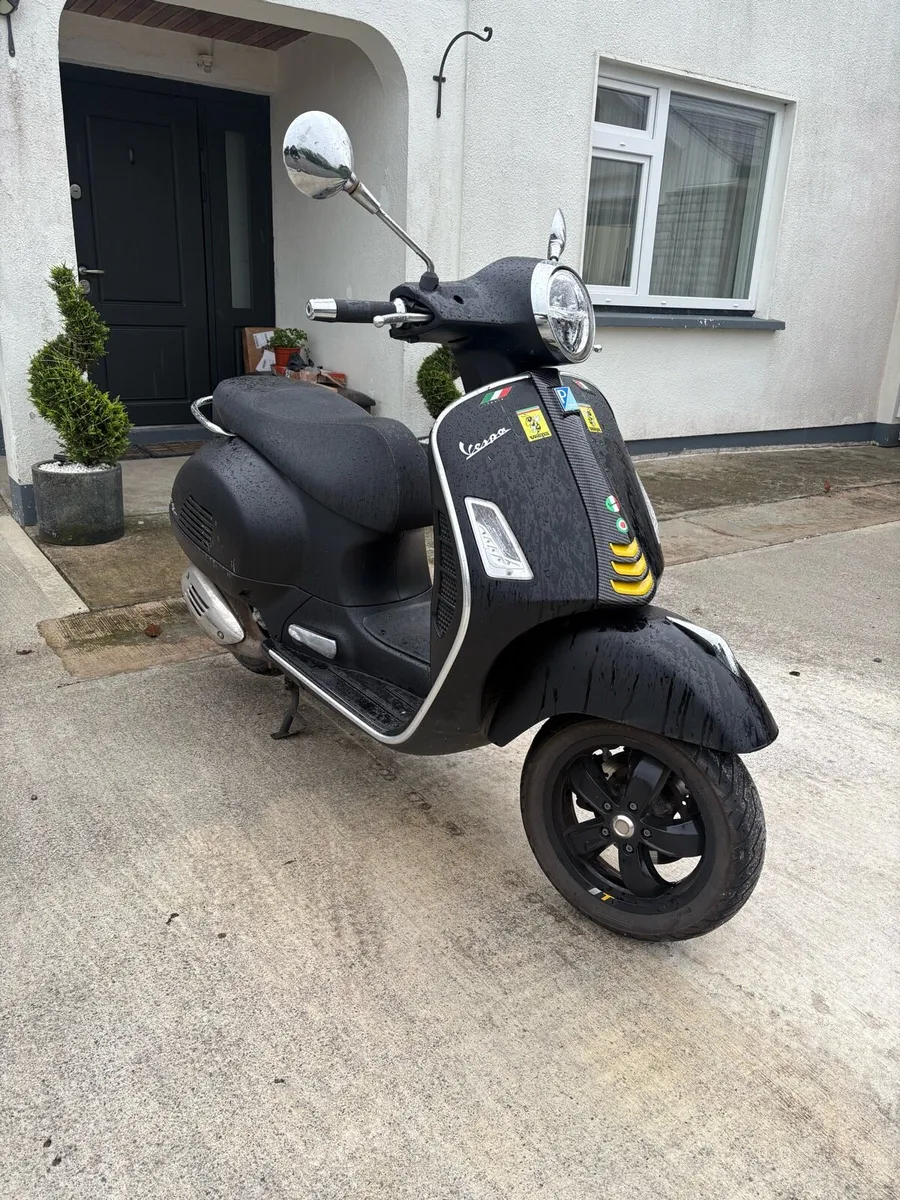 Vespa gts 300 2021 - Image 1