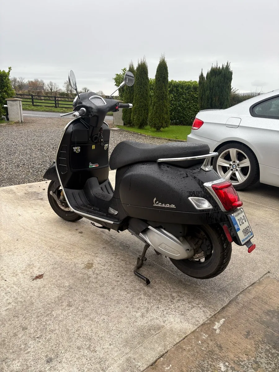 Vespa gts 300 2021 - Image 4