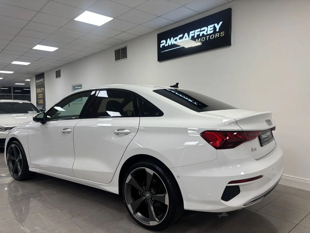 2022 AUDI A3 2.0 TFSI QUATTRO BLACK EDITION AUTO - Image 3