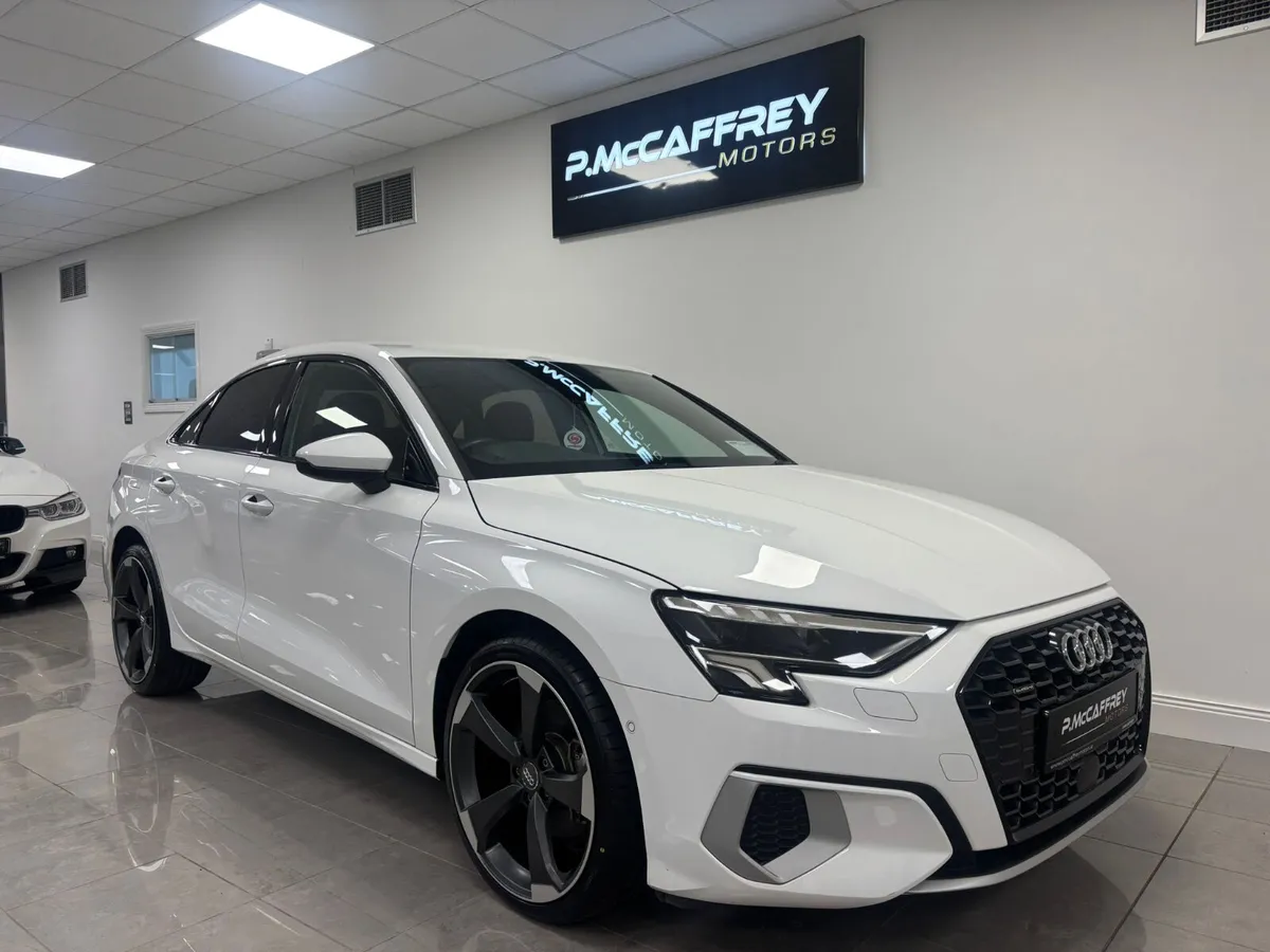 2022 AUDI A3 2.0 TFSI QUATTRO BLACK EDITION AUTO - Image 4