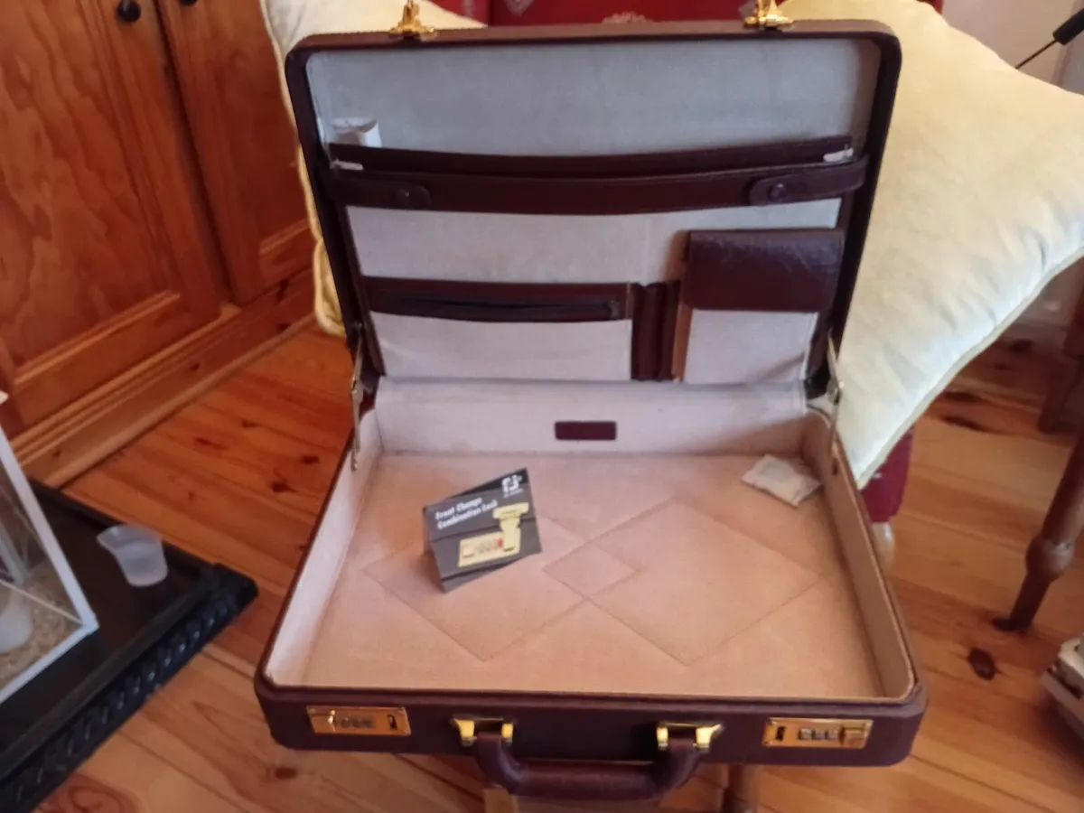 Briefcase - Image 2