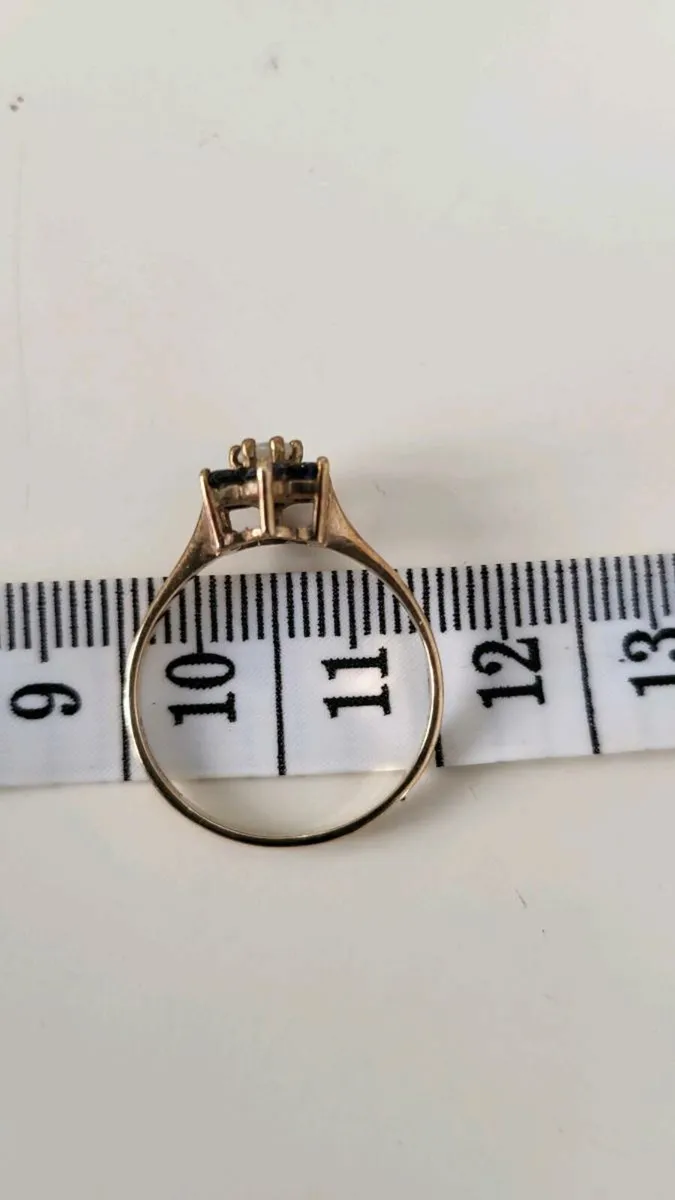9ct Gold Opal and Sapphire ring - Image 4