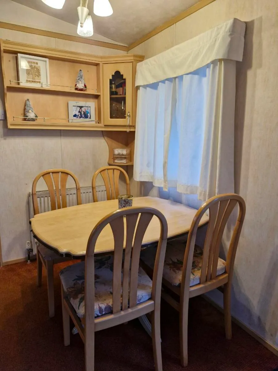 Willerby Leven 2 bed Mobile Home - Image 3