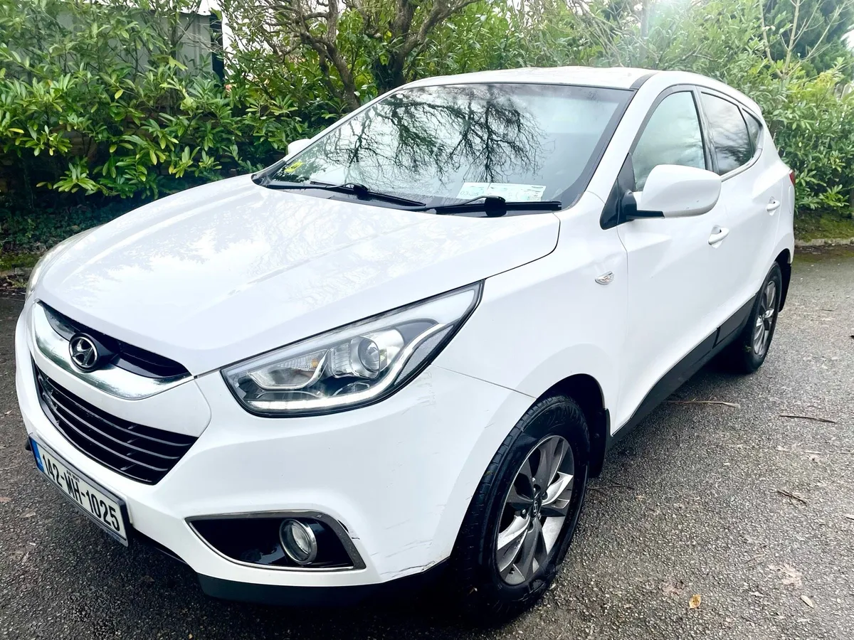 142 Hyundai ix35 Commercial 2wd Doe 1/26 €3750 - Image 2