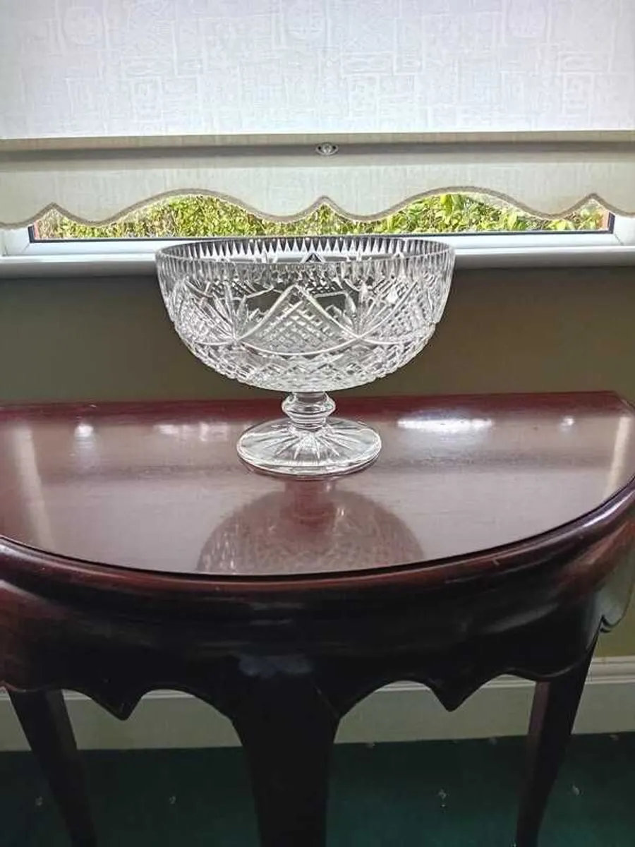 Beautiful Selection of Crystal - one lot - Image 1