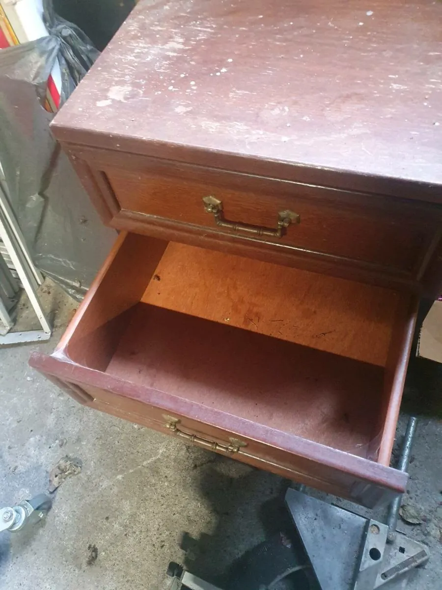 Bed side lockers free to take - Image 1