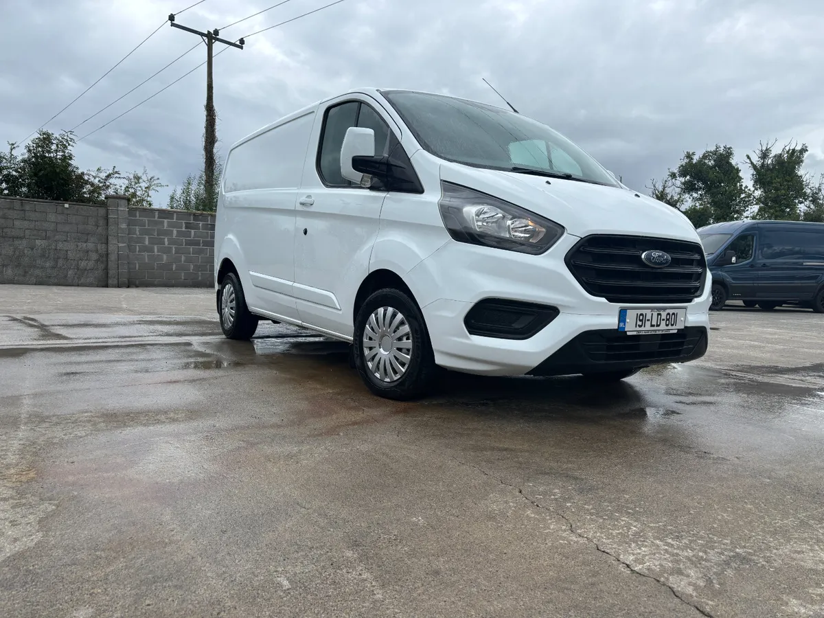 Stunning Ford Transit Custom !!! - Image 1