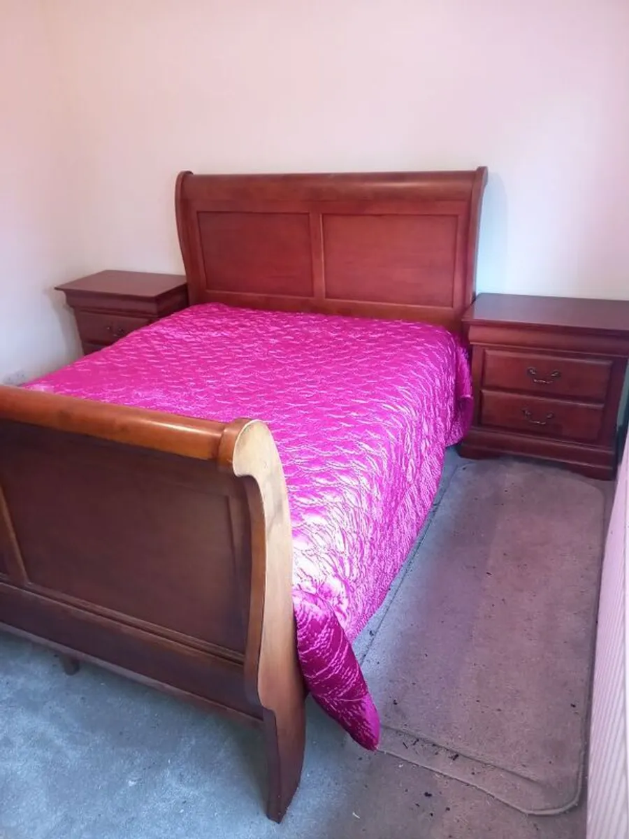 KIng size bed frame - Image 2