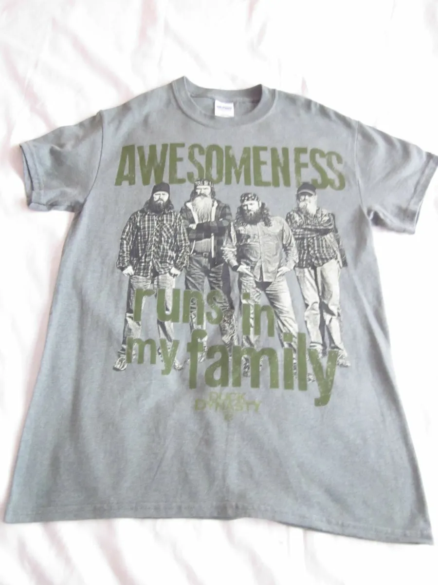 Duck Dynasty Gildan T Shirt Medium - Image 1