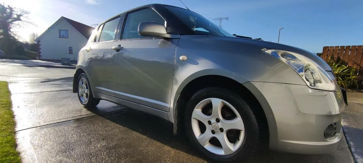 Suzuki Swift - Image 1